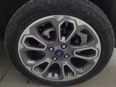 Used 2020 Ford EcoSport Titanium image 31