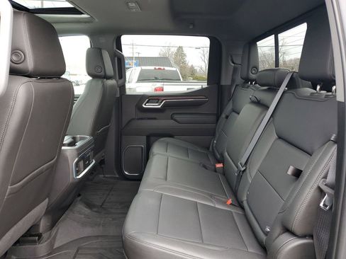 Used 2022 GMC Sierra 1500 SLT w/ SLT Premium Plus Package image 30