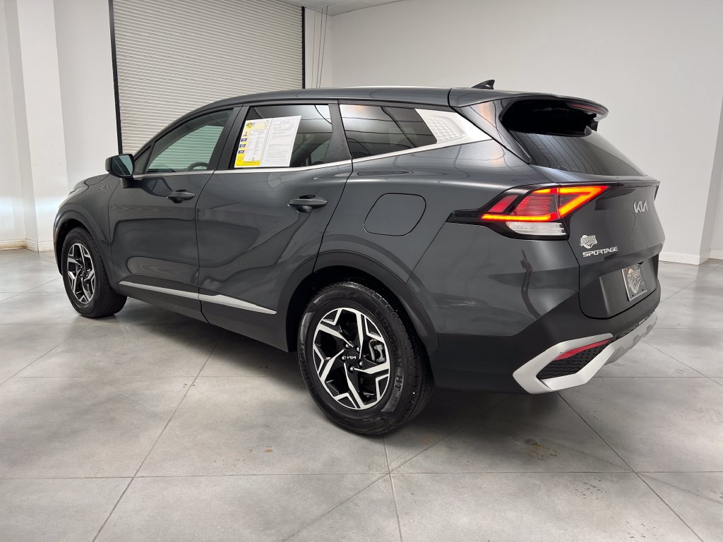 Used 2023 Kia Sportage LX FWD image 6