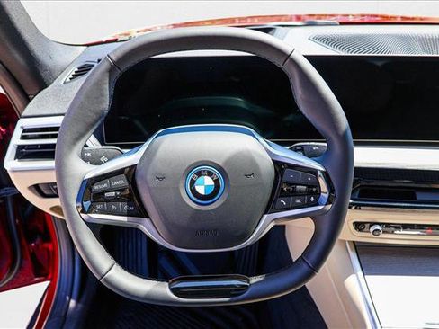 Used 2025 BMW i4 xDrive40i w/ Premium Package image 26