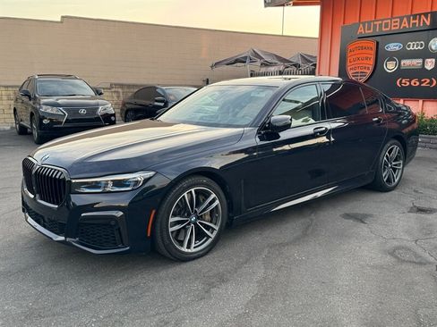 Used 2020 BMW 750i xDrive w/ Executive Package AWD/4WD image 8