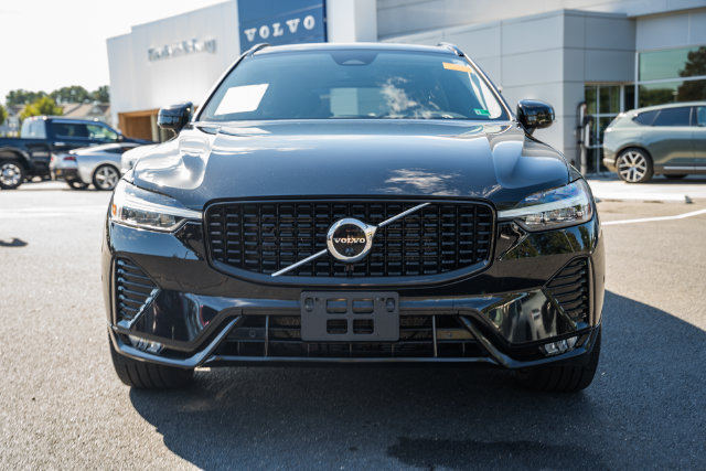 Used 2023 Volvo XC60 B6 Ultimate AWD/4WD image 2