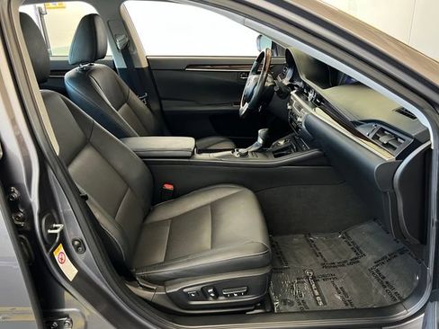 Used 2017 Lexus ES 350 w/ Premium Package FWD image 40