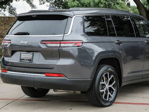 Used 2023 Jeep Grand Cherokee L Limited w/ Luxury Tech Group II image 13