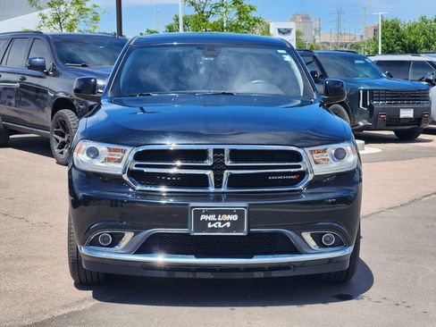 Used 2019 Dodge Durango SXT w/ 3rd Row Seating Group AWD/4WD image 2