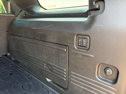 Used 2025 GMC Hummer EV 3X w/ LPO, Dark Essentials Package AWD/4WD image 29