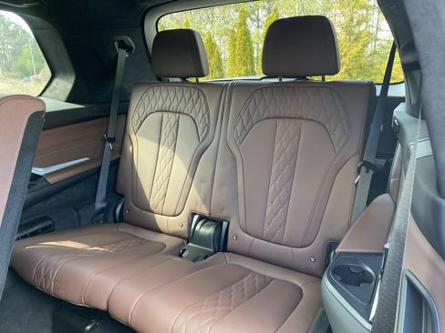 Used 2024 BMW X7 M60i w/ Executive Package image 10