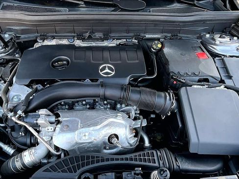 Used 2022 Mercedes-Benz GLB 250 image 61