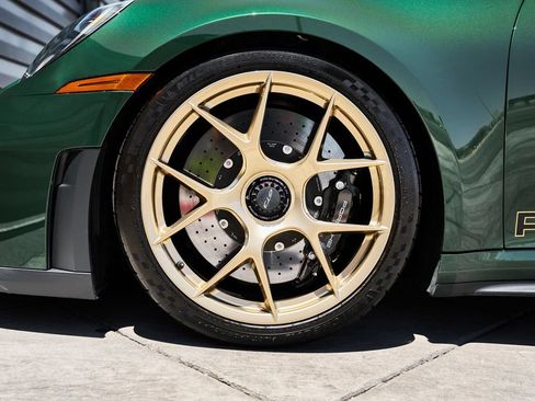 Used 2025 Porsche 911 GT3 w/ Weissach Package RWD image 3