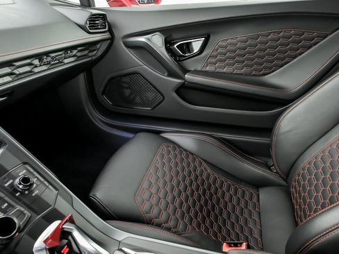 Used 2019 Lamborghini Huracan LP 580-2 image 47