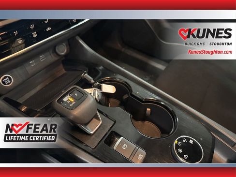 Used 2023 Nissan Rogue S image 32