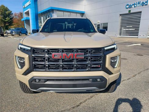 Used 2024 GMC Canyon AT4 w/ AT4 Premium Package image 34