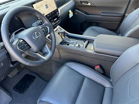 Used 2025 Lexus GX 550 550 Luxury image 9