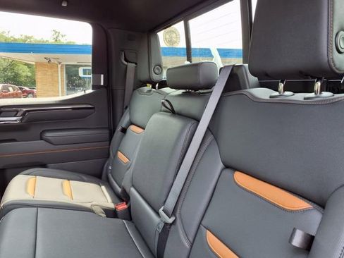 New 2026 GMC Sierra 1500 AT4 w/ Technology Package image 11