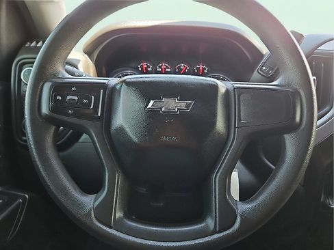 Used 2021 Chevrolet Silverado 1500 Custom Trail Boss AWD/4WD image 17