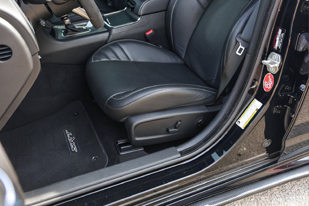 Used 2023 Dodge Charger SRT Hellcat w/ Harman/Kardon Audio Group RWD image 7