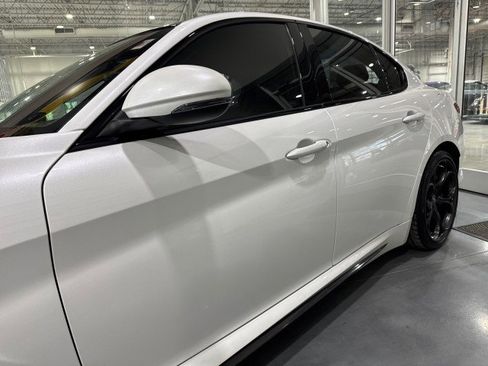 Used 2017 Alfa Romeo Giulia Quadrifoglio image 38