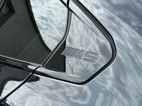 Used 2025 BMW M5 Sedan 4D w/ Executive Package image 16