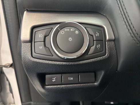 Used 2018 Ford Explorer Platinum AWD/4WD image 28