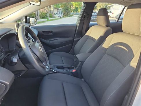 Used 2024 Toyota Corolla LE FWD image 18
