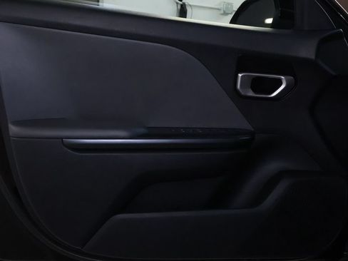 Used 2025 Kia K4 FWD image 11