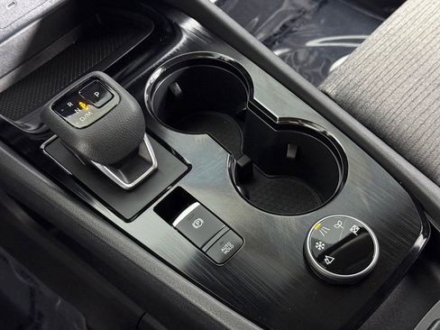 Certified 2023 Nissan Rogue SV AWD/4WD image 19