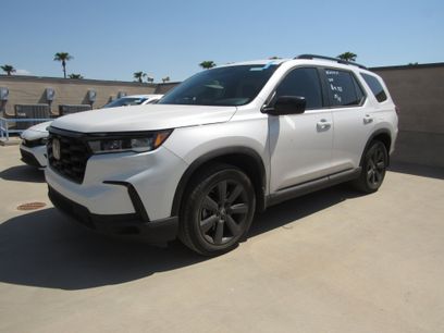 Certified 2025 Honda Pilot Sport