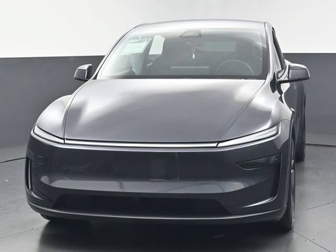 Used 2026 Tesla Model Y Long Range AWD/4WD image 6