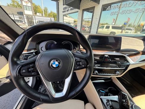 Used 2018 BMW 540i xDrive image 23