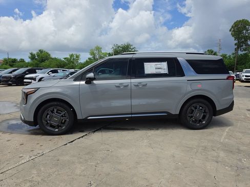 New 2026 Kia Carnival SX FWD image 5