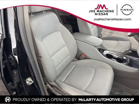 Used 2020 Chevrolet Malibu LS image 25