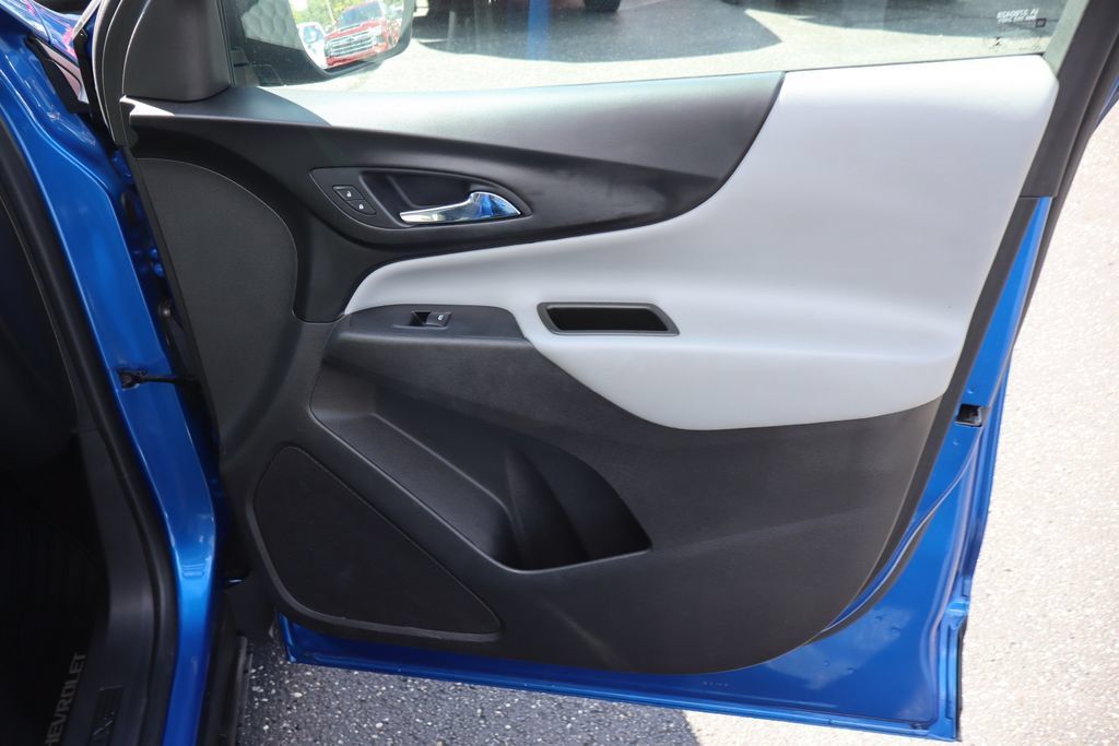Used 2019 Chevrolet Equinox LS w/ LS Convenience Package AWD/4WD image 25