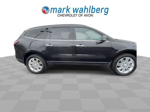 Used 2015 Chevrolet Traverse LT w/ Style and Technology Package image 2