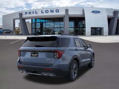 New 2026 Ford Explorer Active w/ Active Comfort Package AWD/4WD image 9