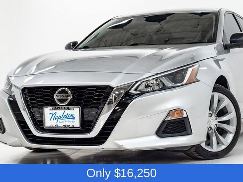 Used 2020 Nissan Altima 2.5 S image 2
