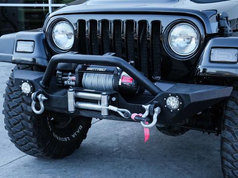 Used 2005 Jeep Wrangler X w/ Tire & Wheel Group (Ecco) AWD/4WD image 5