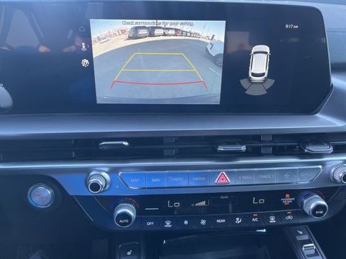 Used 2025 Kia Telluride S image 8