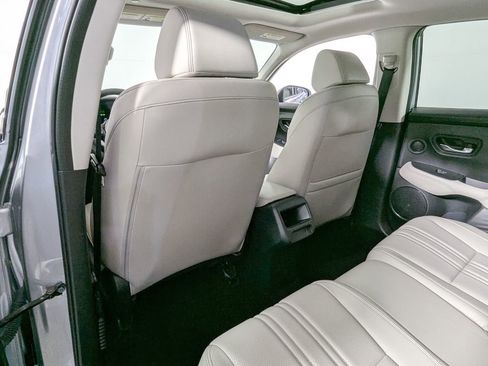 Used 2024 Honda HR-V EX-L image 43