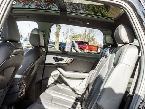 Used 2018 Audi Q7 2.0T Premium Plus w/ Premium Plus Package image 26