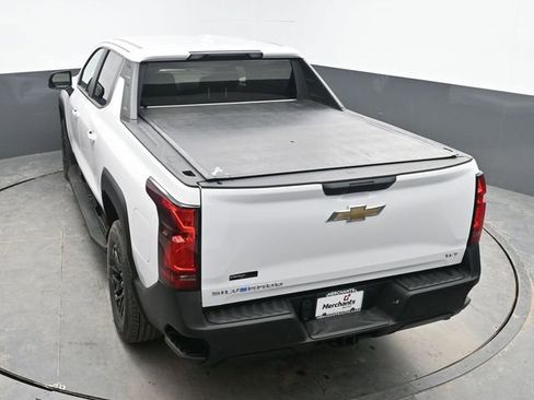 Used 2024 Chevrolet Silverado EV W/T image 22