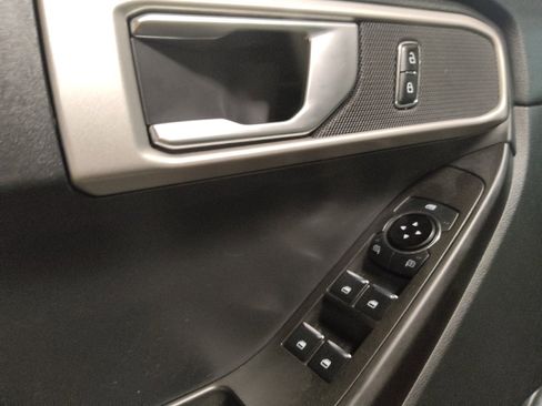 Used 2023 Ford Explorer 4WD image 27