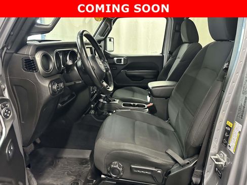 Used 2021 Jeep Gladiator Sport AWD/4WD image 13