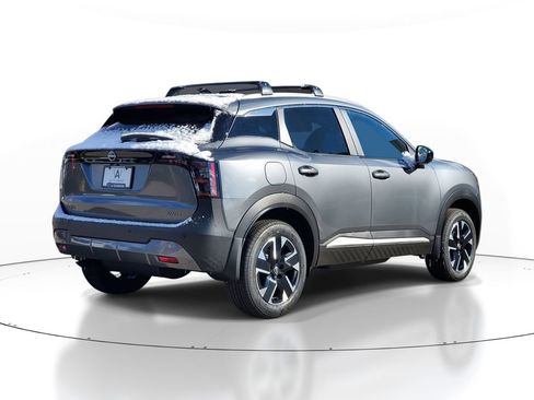 New 2026 Nissan Kicks SV image 3
