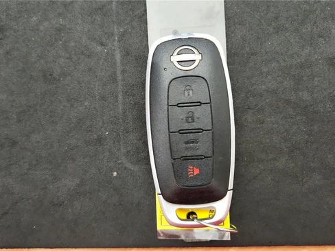 Used 2024 Nissan Sentra SV FWD image 21