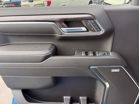 Used 2022 Chevrolet Silverado 1500 LTZ image 34