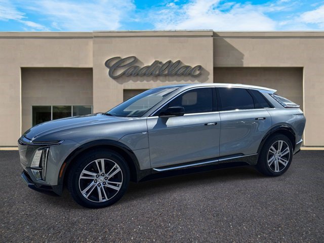 Certified 2024 Cadillac Lyriq Tech AWD/4WD image 9