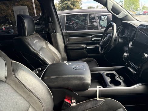 Used 2022 RAM 1500 Laramie w/ Sport Appearance Package AWD/4WD image 3