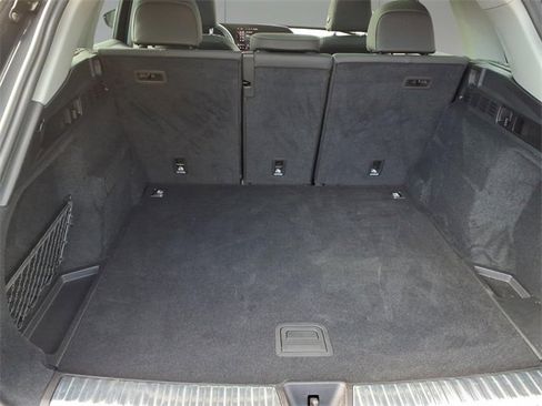 Used 2025 Audi Q5 Premium w/ Convenience Package image 7