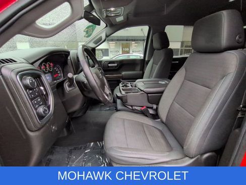 Used 2019 Chevrolet Silverado 1500 LT Trail Boss w/ Convenience Package AWD/4WD image 20