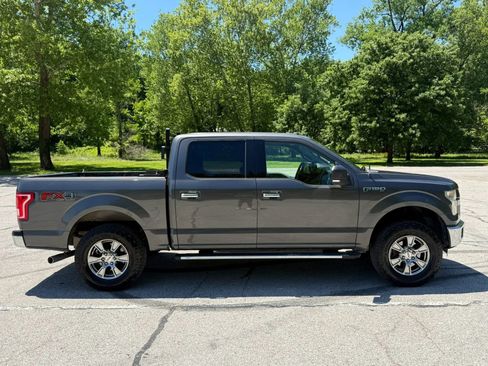 Used 2016 Ford F150 XLT w/ Equipment Group 302A Luxury AWD/4WD image 4